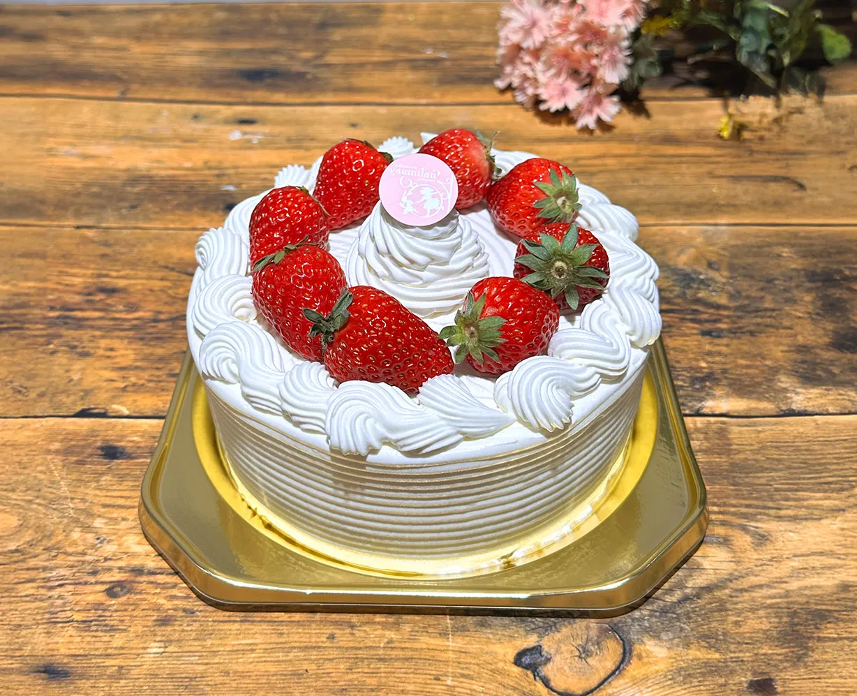 生クリームデコレーション（ホールタイプ）